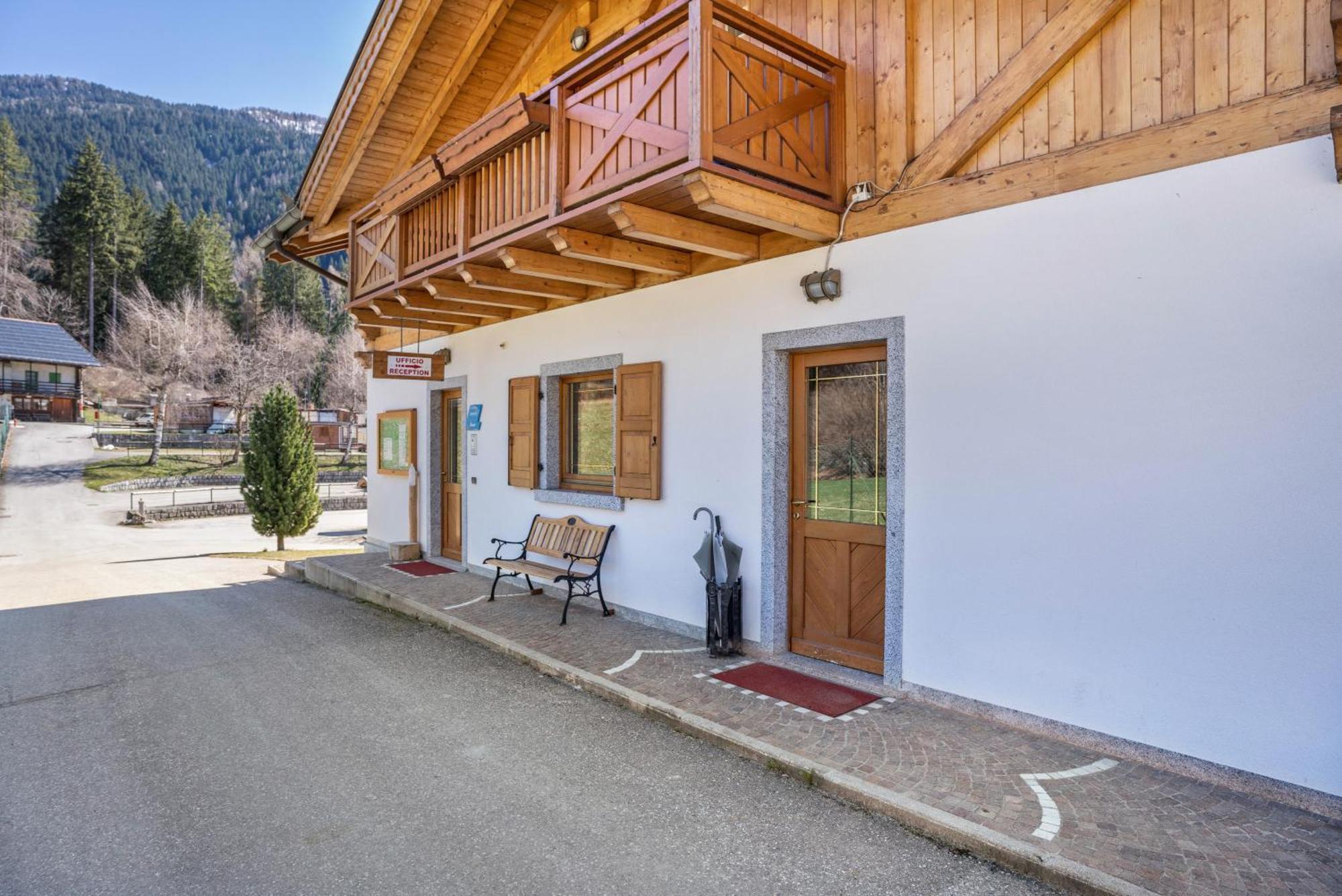 Chalet Camping Fae 3 Villa Madonna di Campiglio Exterior photo